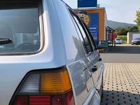 Second-hand VW Golf II 80 CP (58 kW) 1990 Argintiu Hatchback