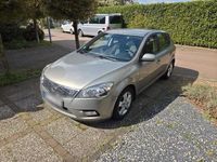 Second-hand Kia Ceed 116 CP (85 kW) 2011 Gri Hatchback