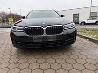Gebraucht BMW 530e Shadowline 184 PS (135 kW) 2021 Schwarz Kombi