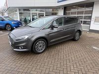 Gebraucht Ford S-MAX Titanium 190 PS (139 kW) 2019 Grau Van / Kleinbus