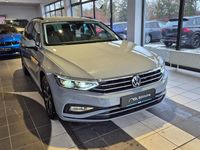 Gebraucht VW Passat IQ Drive 150 PS (110 kW) 2022 Mondsteingrau Kombi