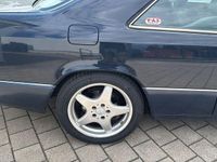 Gebraucht Mercedes E300 179 PS (131 kW) 1987 Blau Coupé