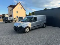 Gebraucht Opel Combo 105 PS (77 kW) 2012 Silber Van / Kleinbus