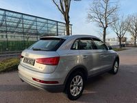 Gebraucht Audi Q3 Design 125 PS (91 kW) 2018 Silber SUV
