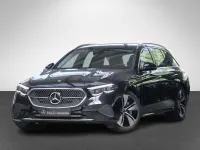 Gebraucht Mercedes E300 Avantgarde 197 PS (144 kW) 2025 Schwarz metalliclack obsidians Kombi