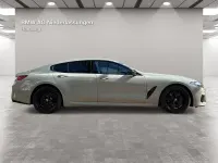 Gebraucht BMW M850 Sport Line 530 PS (389 kW) 2023 Gold Coupé