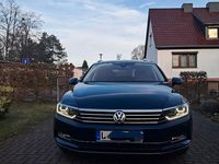 Gebraucht VW Passat Highline 150 PS (110 kW) 2019 Blau Kombi