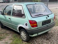 Gebraucht Ford Fiesta 50 PS (36 kW) 1992 Grün Kleinwagen