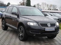 gebraucht VW Touareg V6 4x4 Aut./Leder/Xenon/Navi/SHZ/AHK/20"