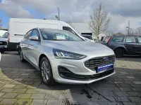 Gebraucht Ford Focus Titanium X 125 PS (91 kW) 2024 Moondust silber metallic Limousine