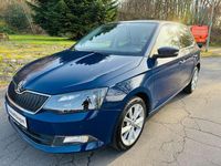 Gebraucht Skoda Fabia Joy 90 PS (66 kW) 2016 Blau Limousine
