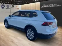 Gebraucht VW Tiguan Allspace Life 150 PS (110 kW) 2023 Weiss SUV