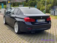 Gebraucht BMW 330e Advantage 252 PS (185 kW) 2016 Blau Limousine