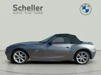 Gebraucht BMW Z4 192 PS (141 kW) 2004 Sterlinggrau Cabrio