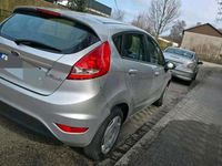 Gebraucht Ford Fiesta 2012 Grau Kleinwagen