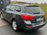 Gebraucht Opel Astra 2011 Grau Kombi
