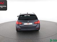 Gebraucht BMW 330 Sport Line 258 PS (189 kW) 2017 Mineralgrau Kombi