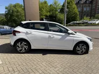 Gebraucht Hyundai i20 Trend 101 PS (74 kW) 2025 Atlas white Kleinwagen