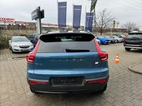 Gebraucht Volvo XC40 Plus 175 kW (238 PS) 2024 Fjord blue metallic/kontrastda SUV