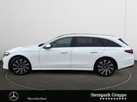 Gebraucht Mercedes E300 Exclusive 313 PS (230 kW) 2024 Weiß Limousine