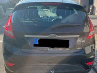 Gebraucht Ford Fiesta Titanium 82 PS (60 kW) 2011 Schwarz Kleinwagen