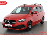 Gebraucht Mercedes T180 Progressive 116 PS (85 kW) 2023 Rot Van / Kleinbus