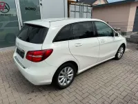 Gebraucht Mercedes B220 177 PS (130 kW) 2014 Weiß Kleinwagen