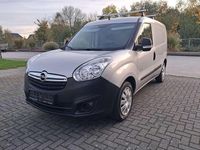 Gebraucht Opel Combo Edition 95 PS (69 kW) 2018 Silber Van