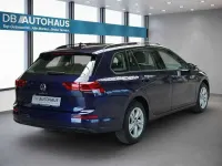 Gebraucht VW Golf VIII Life 110 PS (80 kW) 2024 Blau Kombi