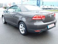 Gebraucht VW Eos Basis 122 PS (89 kW) 2012 Schwarz Cabrio