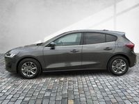 Gebraucht Ford Focus Titanium 125 PS (91 kW) 2024 Magnetic metallic Limousine