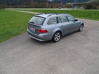 Gebraucht BMW 530 218 PS (160 kW) 2004 Silber Kombi