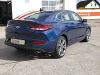 Gebraucht Hyundai i30 Premium 140 PS (102 kW) 2020 Blau Limousine