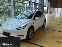 Gebraucht Tesla Model Y 273 kW (372 PS) 2023 Weiß SUV