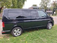 Second-hand VW Multivan 150 CP (110 kW) 2018 Negru Monovolum