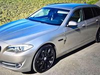 Gebraucht BMW 523 204 PS (150 kW) 2010 Silber Kombi