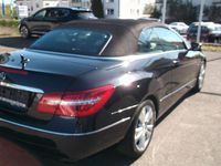 Gebraucht Mercedes E200 184 PS (135 kW) 2011 Schwarz Cabrio