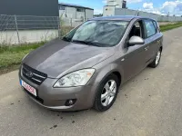 Gebraucht Kia Ceed 143 PS (105 kW) 2007 Beige Kleinwagen