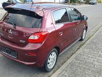 Gebraucht Mitsubishi Space Star Edition+ 80 PS (58 kW) 2016 Rot Kleinwagen