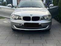 Gebraucht BMW 118 143 PS (105 kW) 2010 Silber Kleinwagen