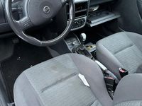 Gebraucht Opel Corsa 90 PS (66 kW) 2004 Schwarz Kleinwagen