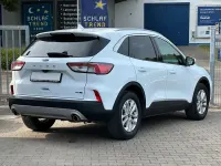Gebraucht Ford Kuga Titanium 150 PS (110 kW) 2021 Weiß SUV