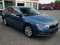 Gebraucht Skoda Octavia 150 PS (110 kW) 2021 Blau Kombi