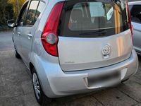 Gebraucht Opel Agila 65 PS (47 kW) 2009 Silber Kleinwagen