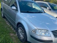 Second-hand VW Passat 101 CP (74 kW) 2002 Argintiu Break