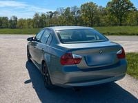 Gebraucht BMW 320 150 PS (110 kW) 2006 Silber Limousine