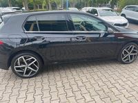 Gebraucht VW Golf VII Style 150 PS (110 kW) 2021 Schwarz Kleinwagen