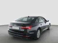 Gebraucht Audi A6 Premium 163 PS (119 kW) 2024 Mythosschwarz metallic Limousine