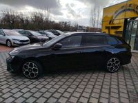 Gebraucht Opel Astra Ultimate 131 PS (96 kW) 2025 Lackierung schwarz perla nera/ Kombi