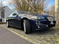 Gebraucht BMW 530 Sport Line 258 PS (189 kW) 2013 Blau Kombi